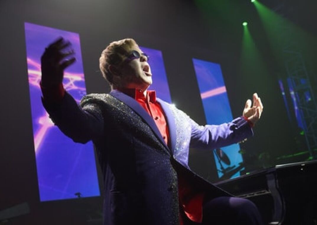 Elton John y Bvlgari, unidos contra el Sida