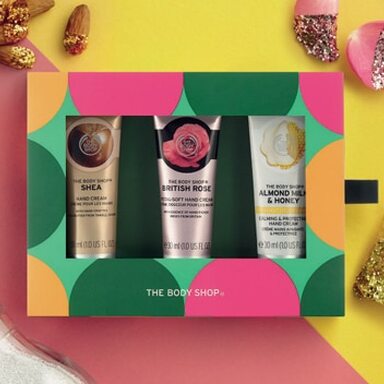 Juega e invita a jugar con regalos solidarios The Body Shop