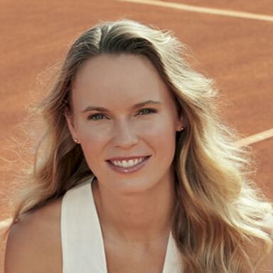 La Fundación Arthritis de Clarins y Caroline Wozniacki