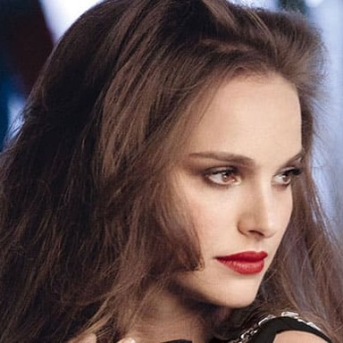 Natalie Portman y Rouge Dior, con Free The Children