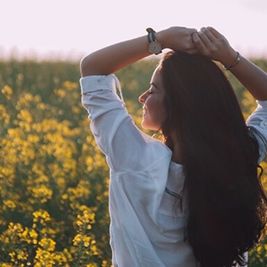 Perfumes de verano 2023 que huelen a limpio ¡y son solidarios!