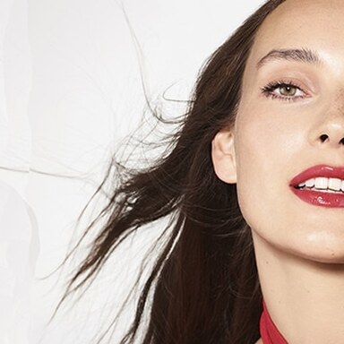 Los nuevos Lip Perfector de Clarins: labios… ¡y pómulos! más brillantes que nunca.